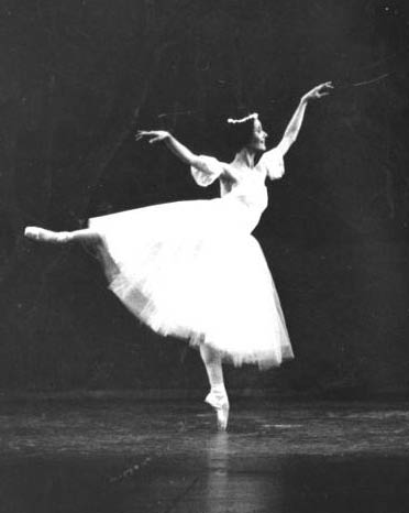Rosine Bena dancing “Les Sylphides.” Photography by Peggy Meyers.